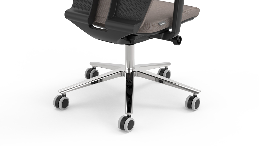 Monza is available with black or polished aluminium 5-star base with universal castors