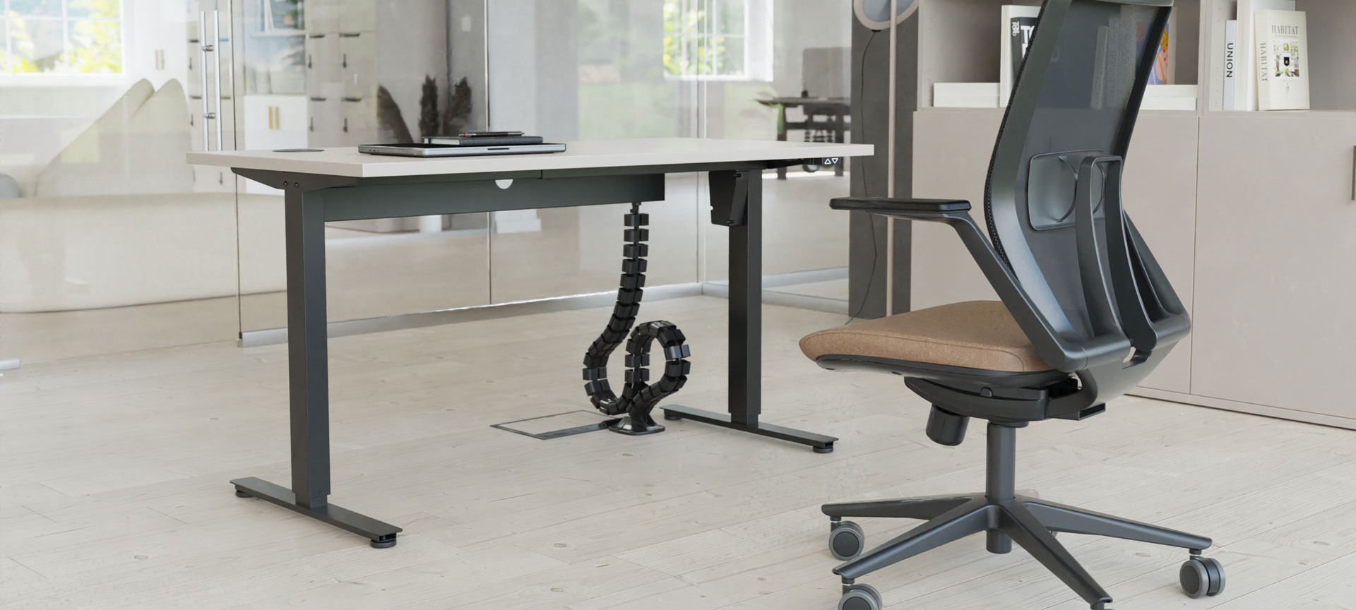 SYSTM single motor electric height adjustable desk