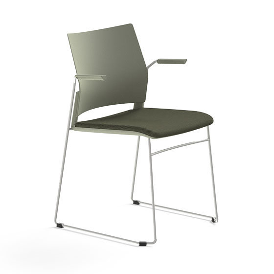 Sled base in white with armrests