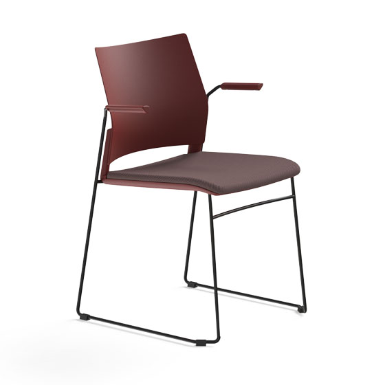 Sled base in black with armrests