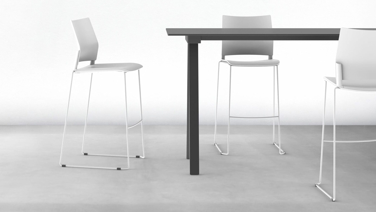 Como sled base high stool